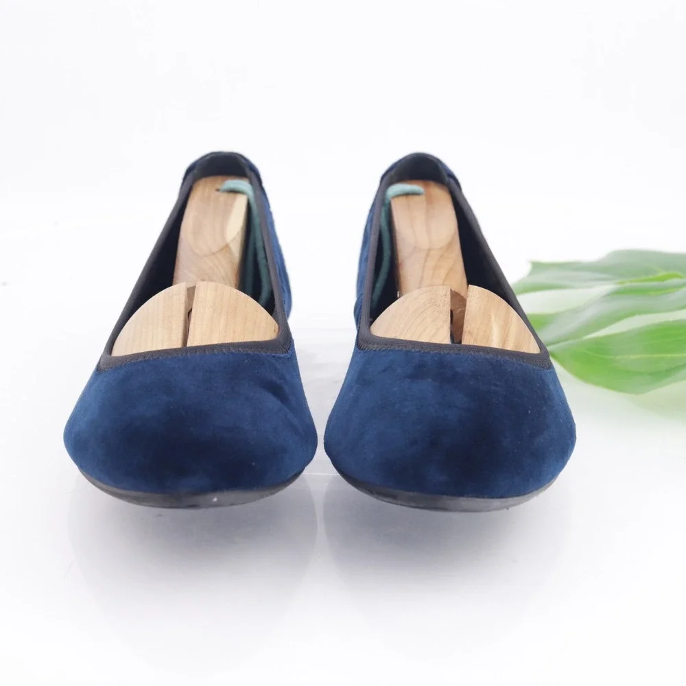 Born Shoes Womens Julianne Ballet Flat Size 7 M Navy Blue Velvet Comfort Slip On